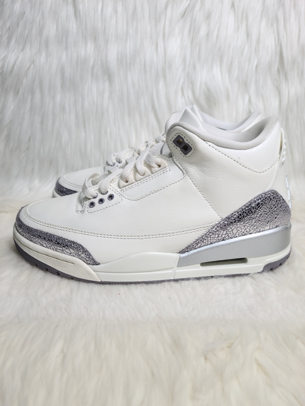 Nike Air Jordan 3 Retro Sail Cement Grey Silver Women 7 NEW - Picture 4 of 7